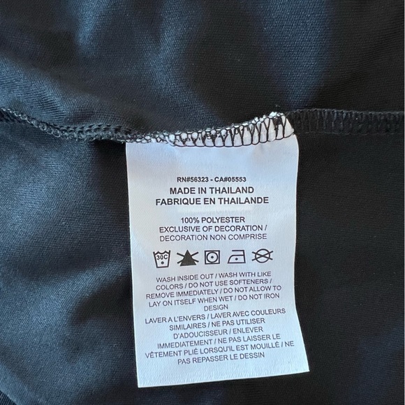 Nike NWT Women's Iconic Running Singlet Tank Top in Black, XL - Picture 8 of 8